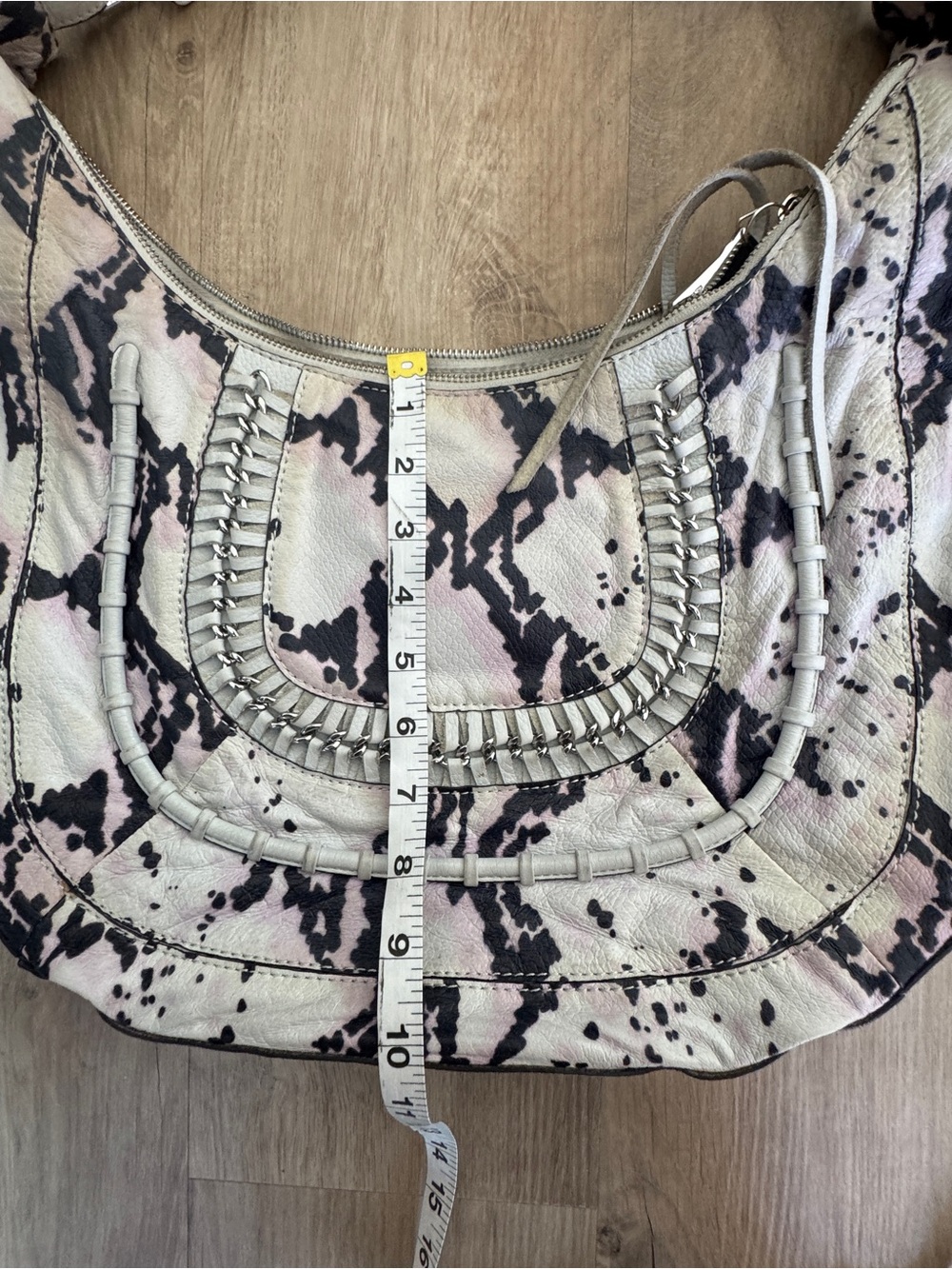 AIMEE KESTENBERG PEBBLE LEATHER HOBO GENNY LAVENDAR SNAKE - Picture 14 of 16